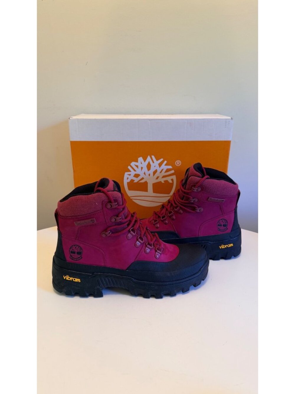 Timberland Womens Vibram Mid Lace Waterproof Boots Dark Pink Nubuck Size 10 M